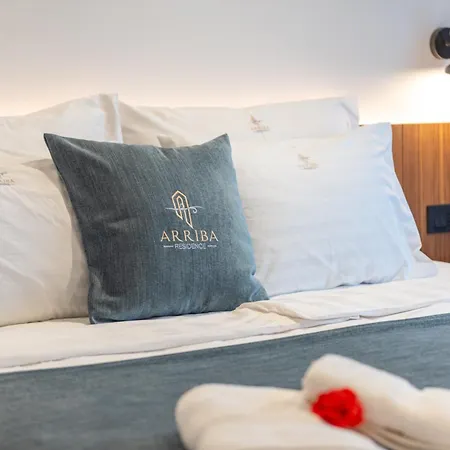 Arriba - Ground Apartment